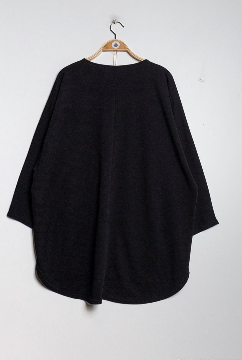 BF Loose Tunic With Necklace