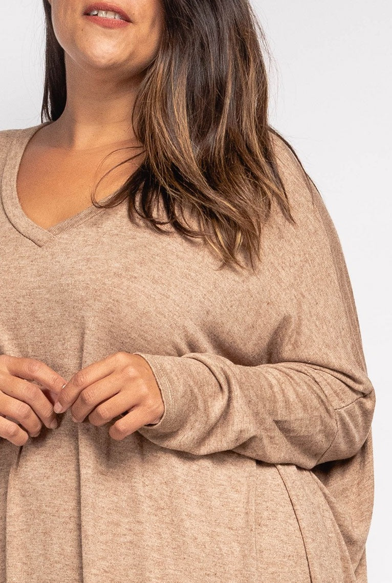 LP V-Neck Sweaterdress Camel