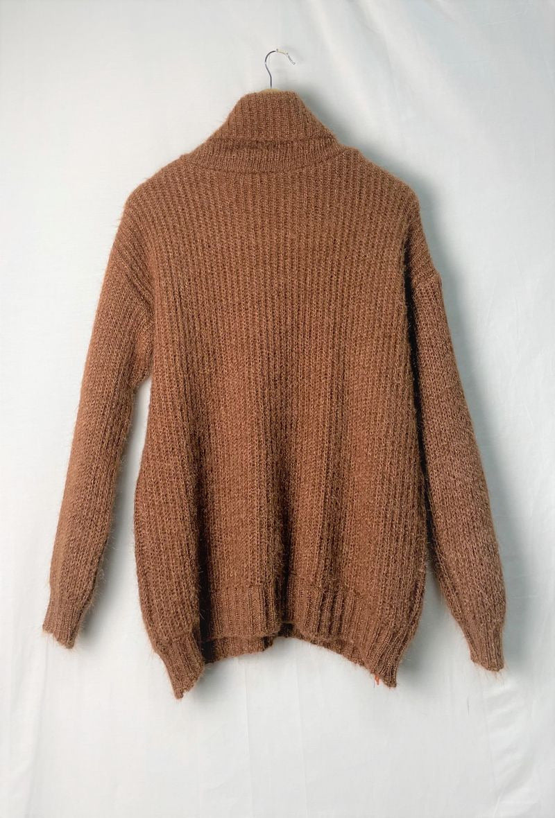 CS Turleneck Sweater Brown