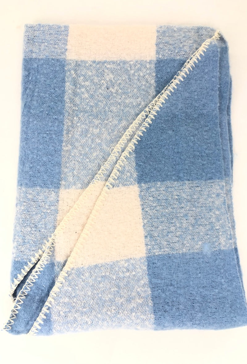 LD Scarf Triangle Blue